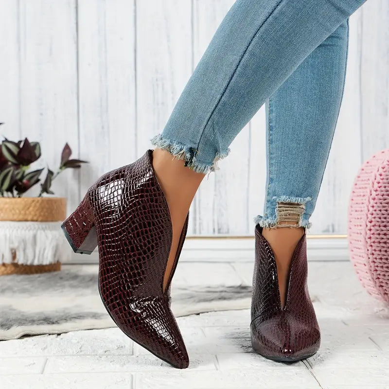 Bottines Texturées pour Femmes avec Découpe Courbée et Talon Moyen