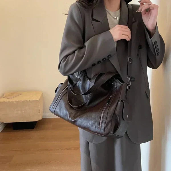 NOEMIE™ - Sac fourre-tout en cuir classique