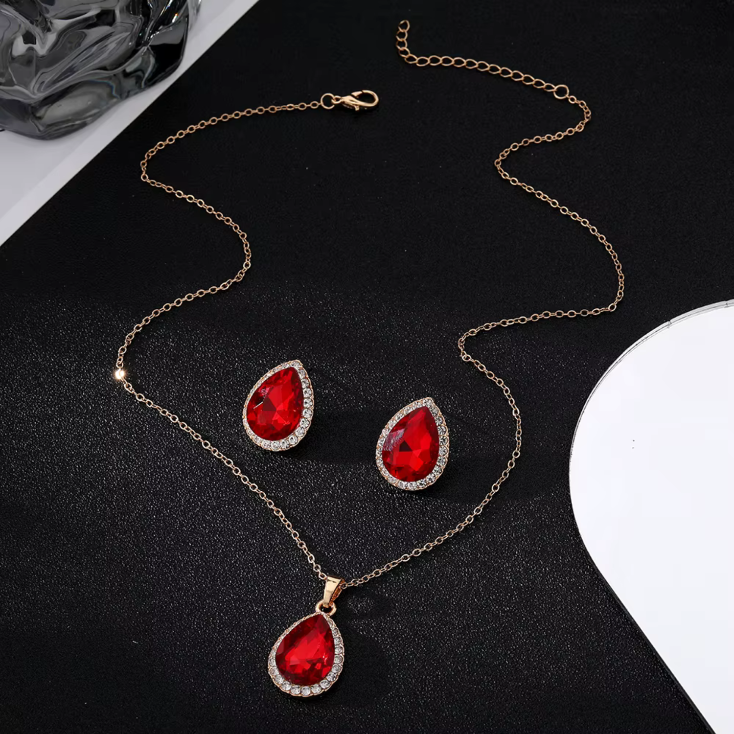 Retro Roter Zirkon Wassertropfen Schmuckset