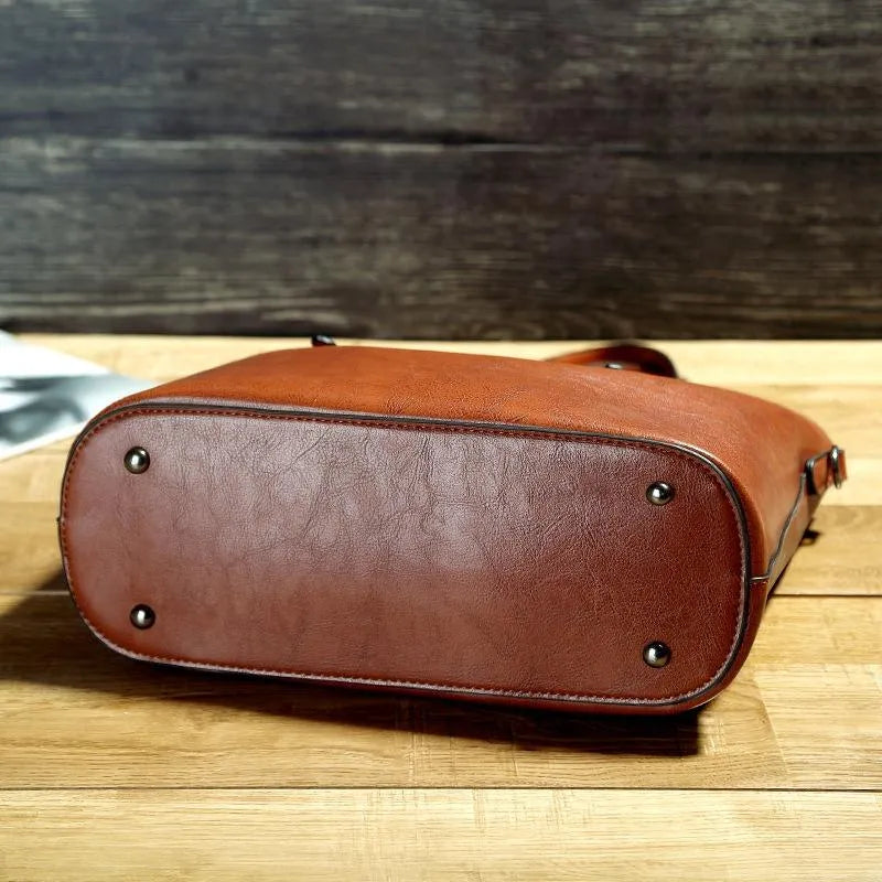 Nicole - Vintage Leather Crossbody Bag