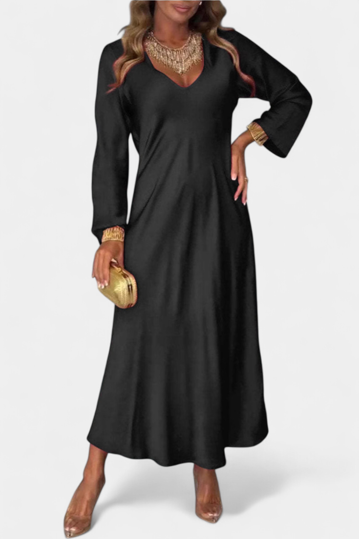 Floating Riva Dress with V-Neck and Long Sleeves