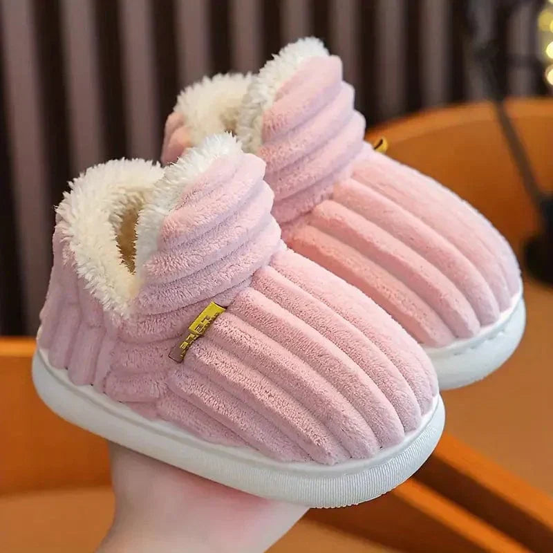 LYSSA™ - Chaussons en Peluche Confortables