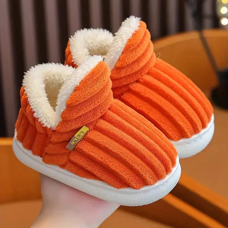 LYSSA™ - Chaussons en Peluche Confortables