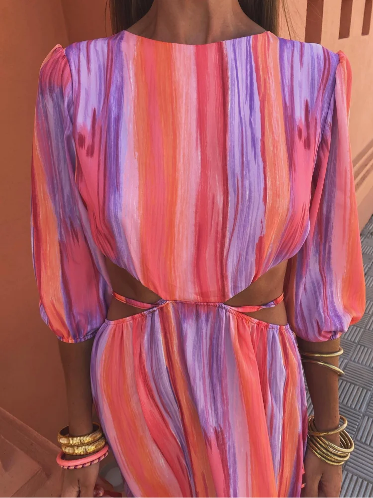 Paloma | Elegant Dress with Cut-Out