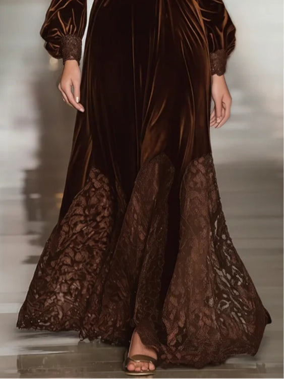 Robe Maxi en Velours avec Détails en Dentelle et Manches Bouffantes