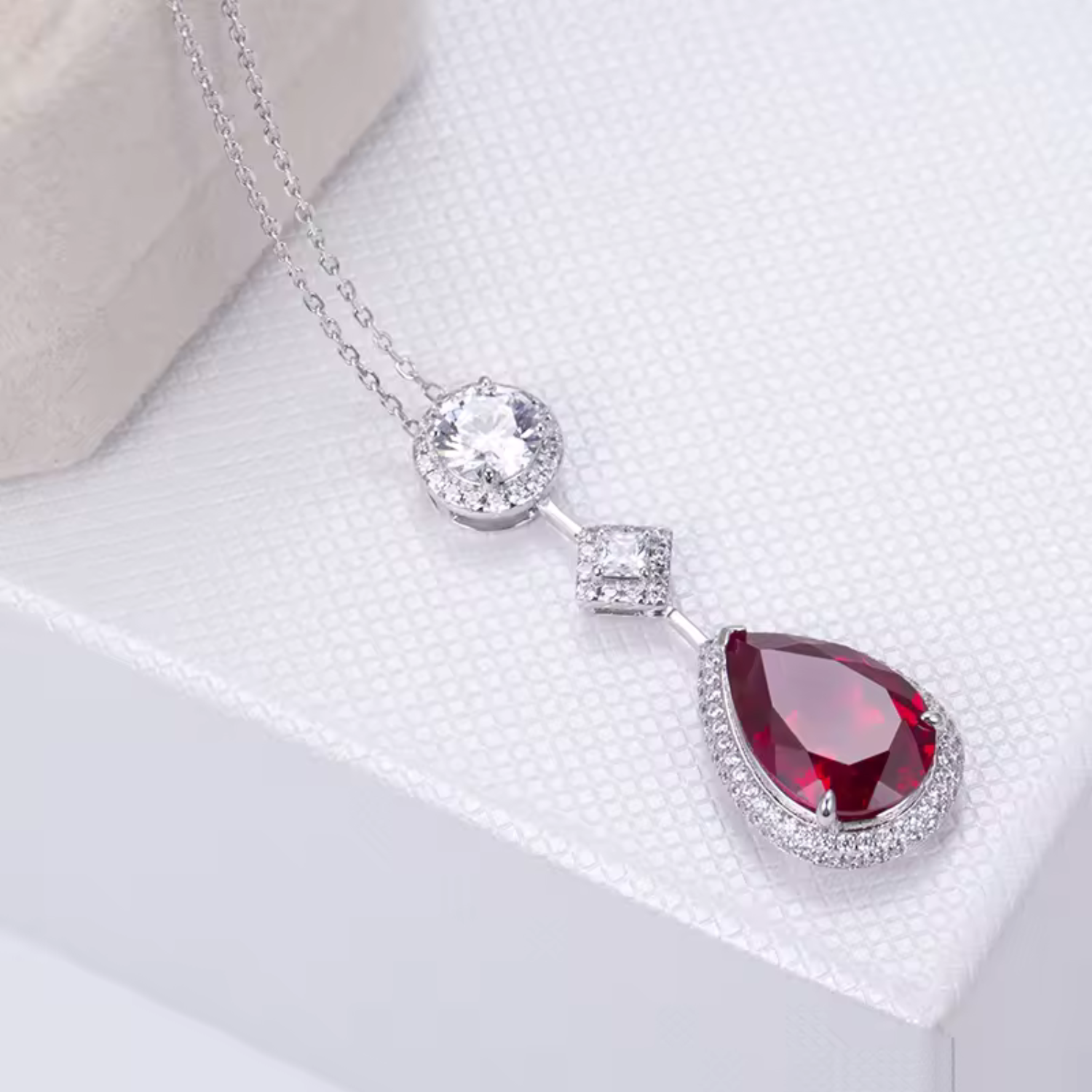 Rote Kristall Silberkette