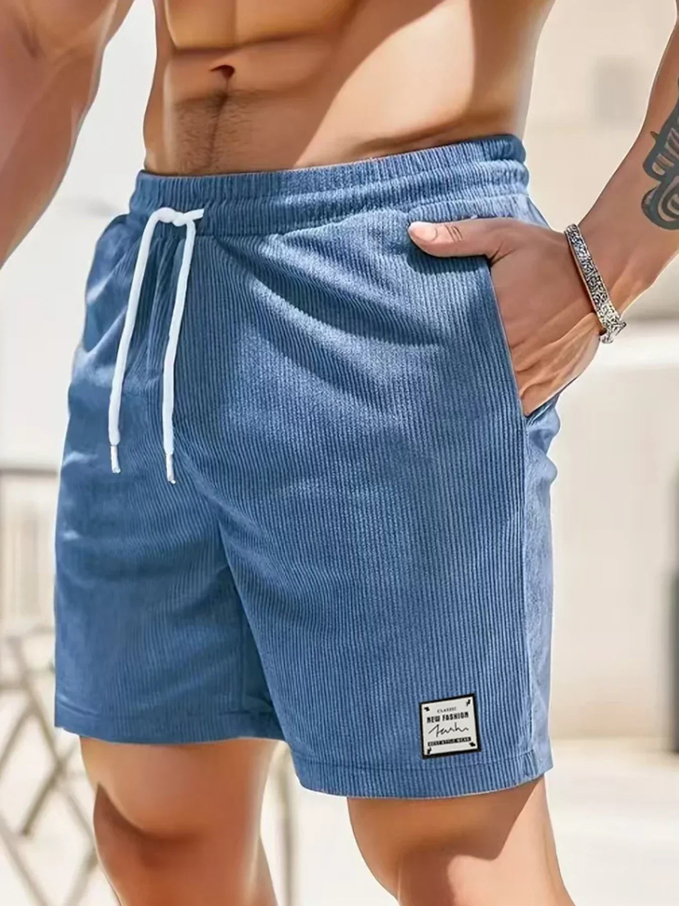 Jean et Marcel™ | Shorts élégants pour hommes avec des rayures subtiles