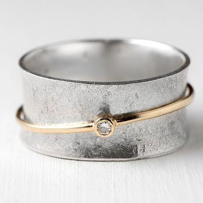 Bague en Argent avec Zirconia de Ligne Dorée Vintage